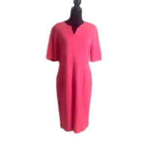 St. John Pink Knit Dress Gorgeous Pink Never worn No flaws 💕 L/ size 10